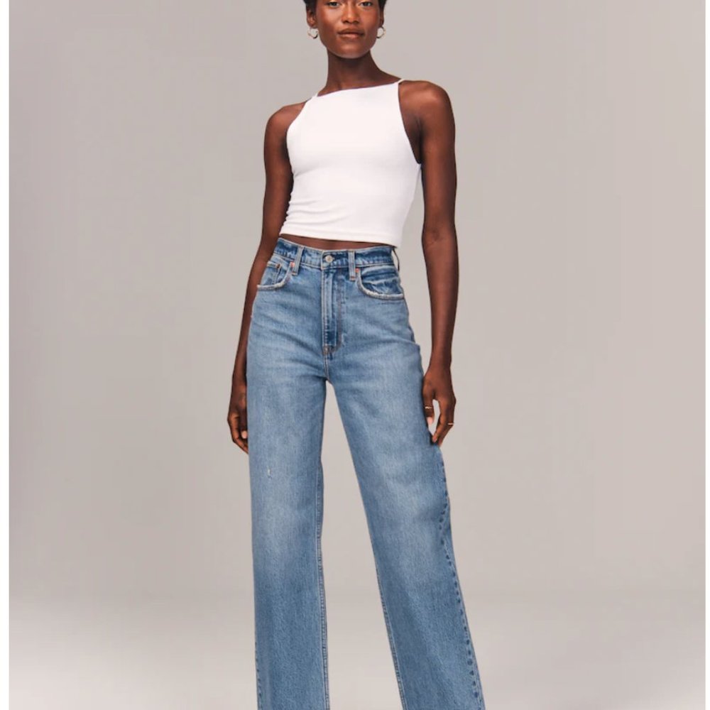 Abercrombie 90s Ultra High Rise NYT!